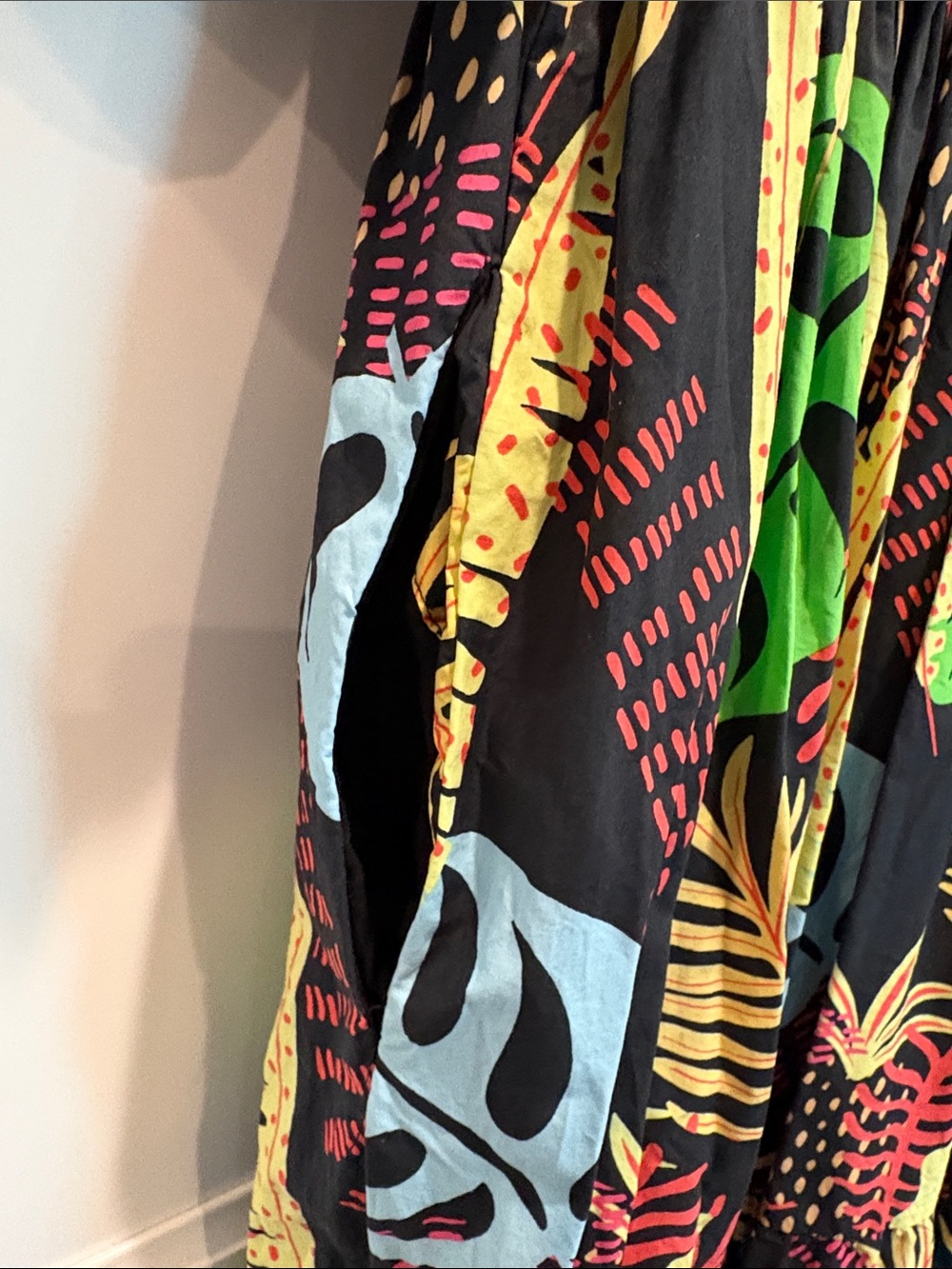 🌴Women’s Print Puff-Sleeve Maxi Dress - Tropical Floral - Picture 9 of 10